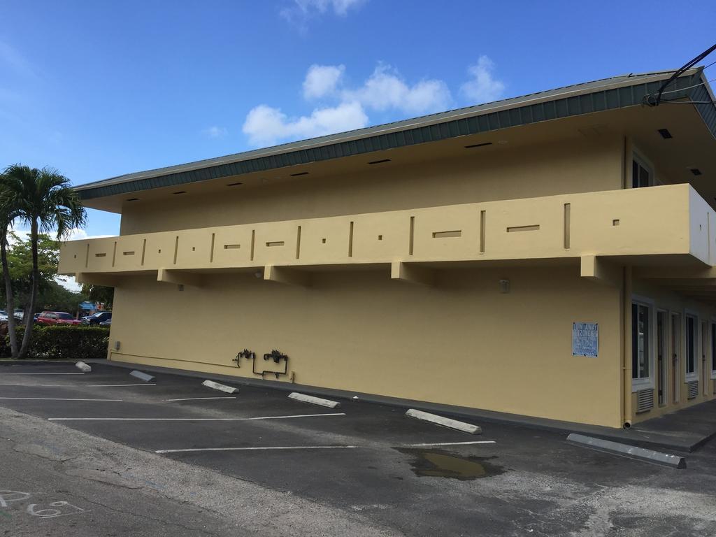Curtis Inn & Suites Hollywood Eksteriør billede