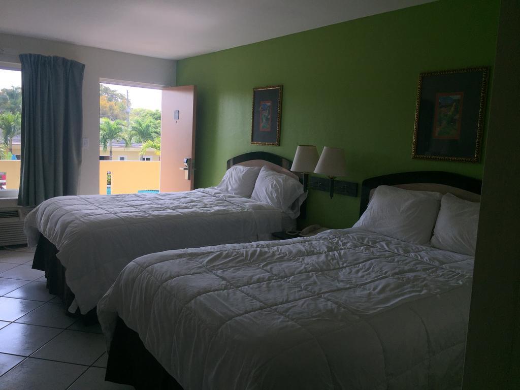 Curtis Inn & Suites Hollywood Eksteriør billede