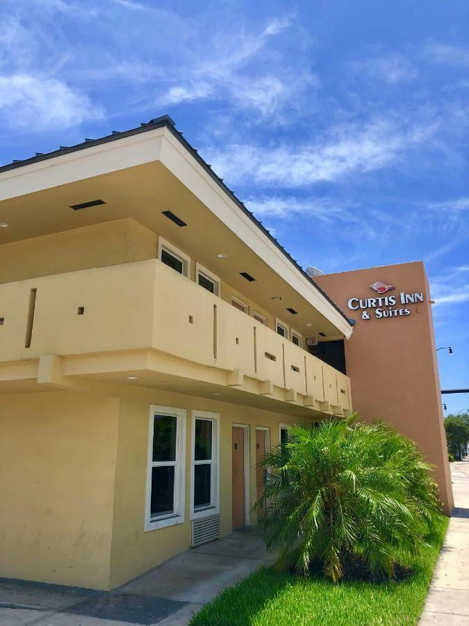 Curtis Inn & Suites Hollywood Eksteriør billede